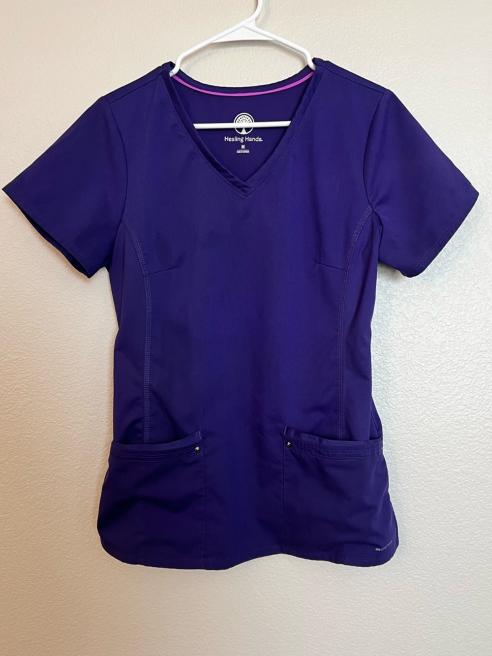 Healing Hands Deep Purple V-Neck Women’s Scrub Top | Size M